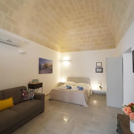 Ailanthus פולינאנו א מארה