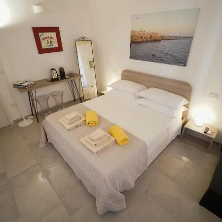 Ailanthus פולינאנו א מארה