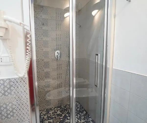 Casa de hóspedes Ailanthus 3*